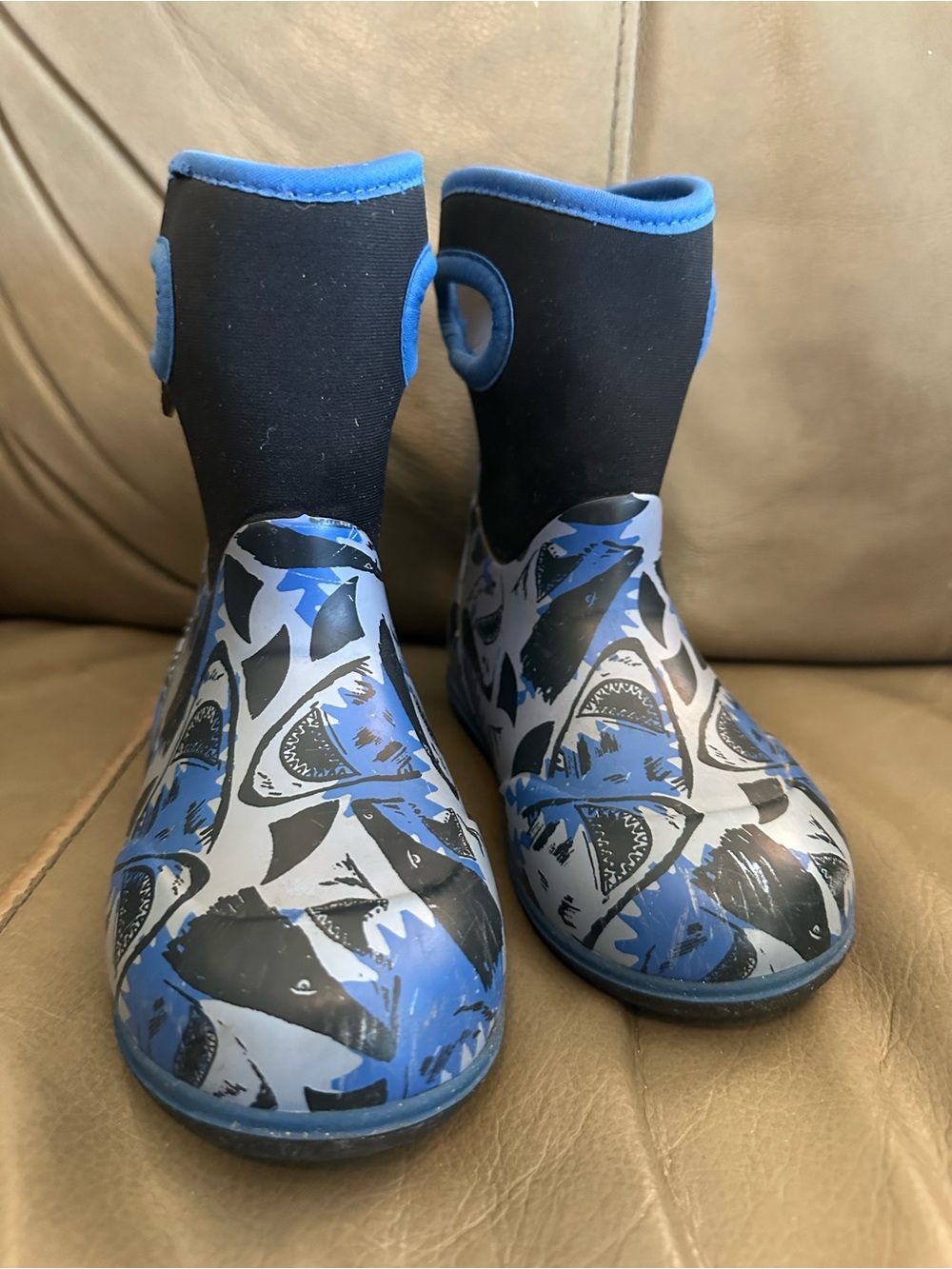Bogs Kids Sharks Waterproof Rain Boots Toddler US 10 EU 26 Blue Neoprene unisex - Picture 2 of 9